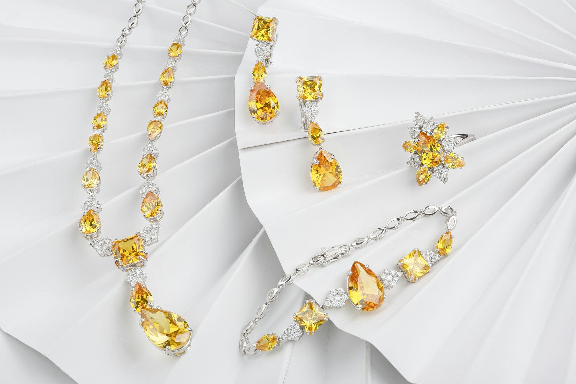 Luxeva Jewels Luxury Collection